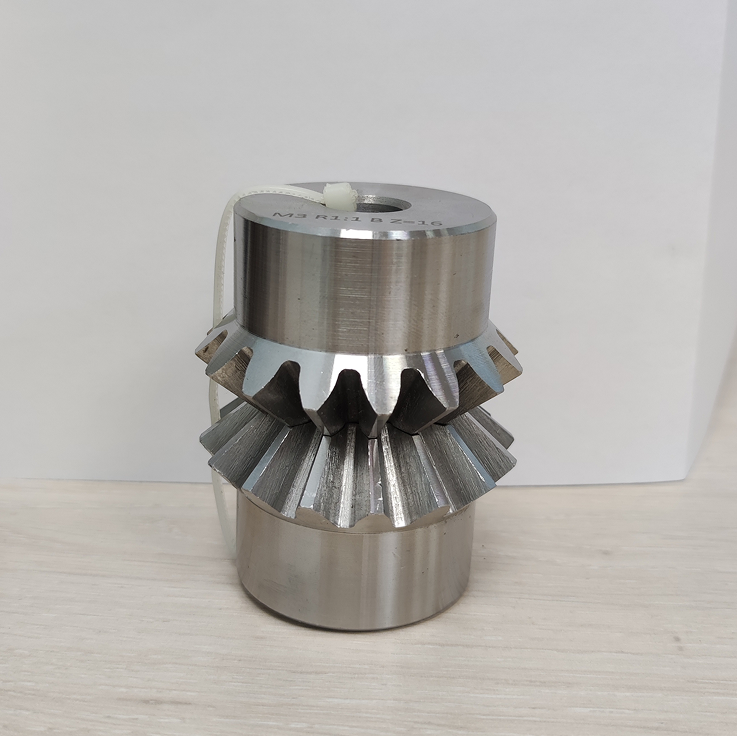 Коническая пара прямозубая (B) C32B301, передат. число=1:1, M=5, Z=30/30, EMT | ЕМТ