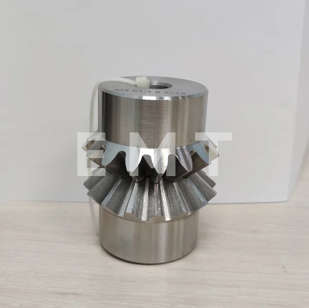 Коническая пара прямозубая (B) C32B301, передат. число=1:1, M=5, Z=30/30, EMT | ЕМТ